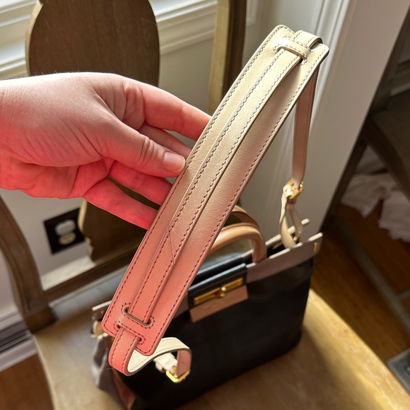 Marc By Marc Jacobs Black and Tan Tote Bag - Picture 10 of 14